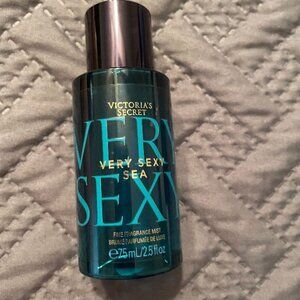 ONE FREE ITEM WITH ANY PURCHASE - YOU CHOOSE -  NWT & FULL SIZE - $10/$20 VALUES